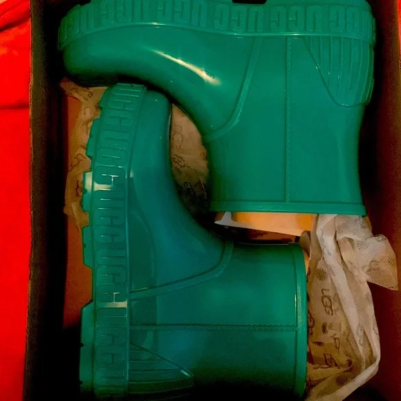 Ugg drizlita rain boots teal color - Picture 2 of 7